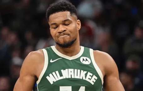 开云体育下载app-雄鹿近11场对阵胜率超50%球队，仅取得2胜9负的战绩