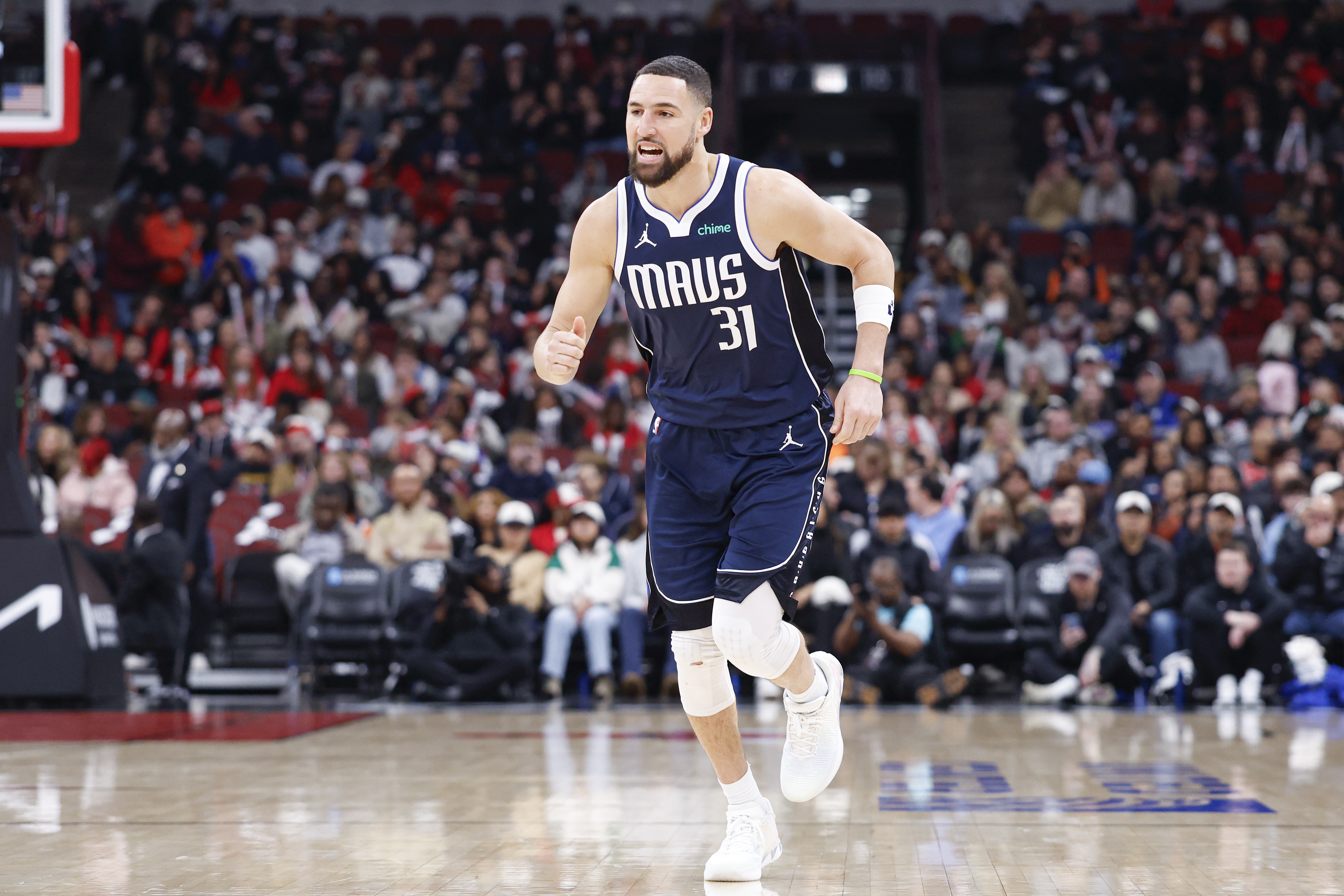 开云体育下载安装-克里斯蒂:你会想尽办法多向克莱学习 与他成为队友太幸运了